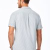 Men's Seersucker Shirts Short Sleeve Casual Shirts Button Down Shirt Beach Summer Vacation Wedding Shirt